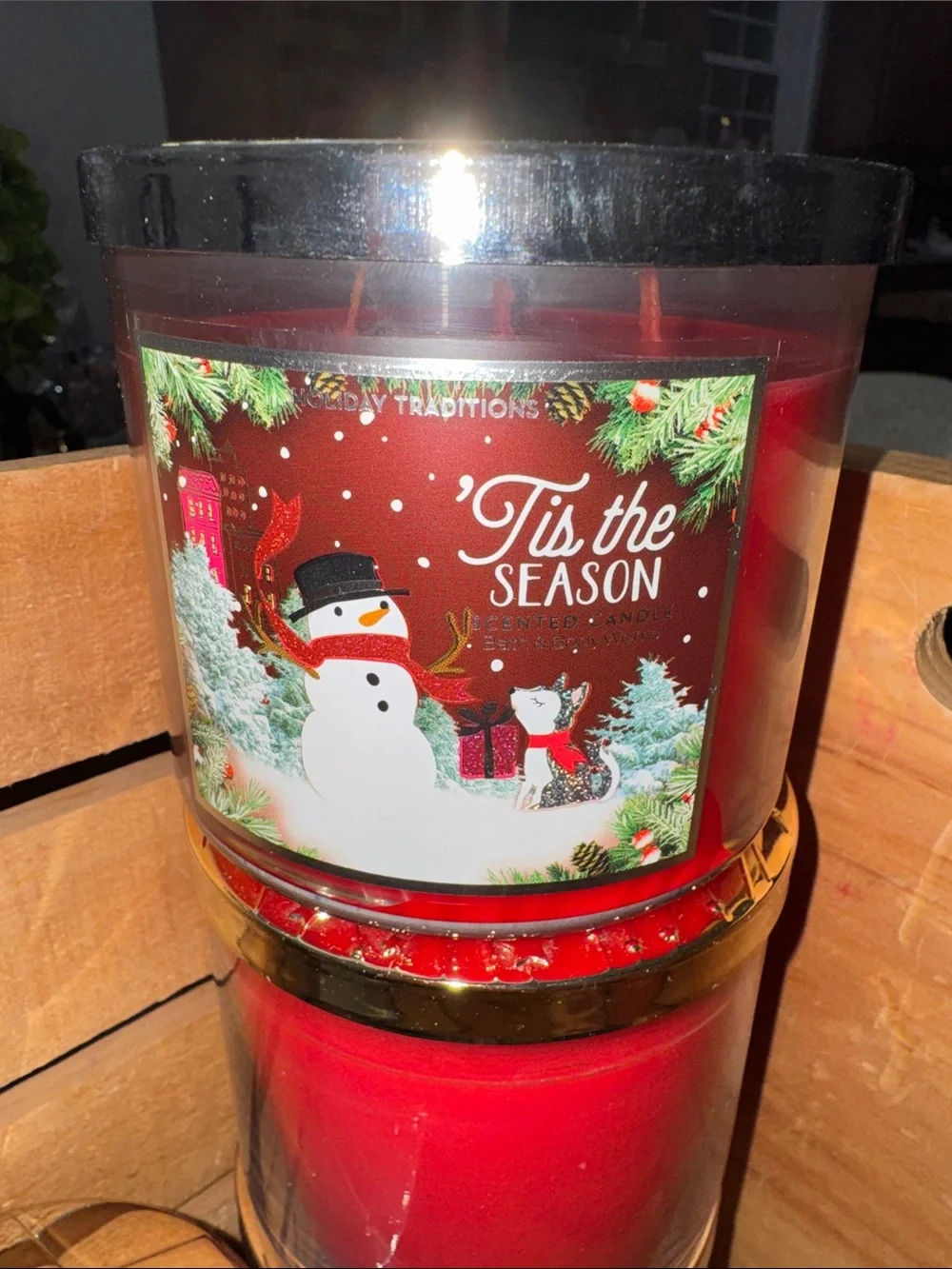 Bath and body works Tis the Season Red Holiday Scented Candle